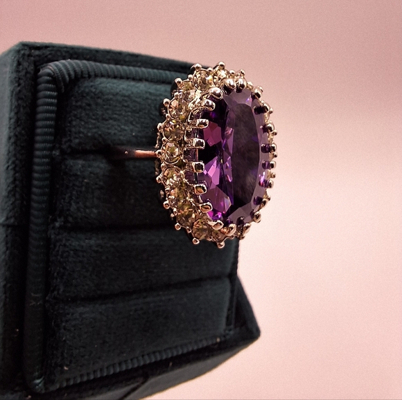 Amethyst Purple Swarovski Crystal Halo Ring | Statement | Size 7 - Picture 5 of 11
